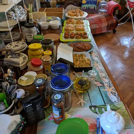 Dynot Bed and breakfast *